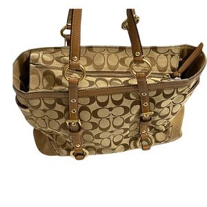 Coach Signature C jaquard shoulder bag